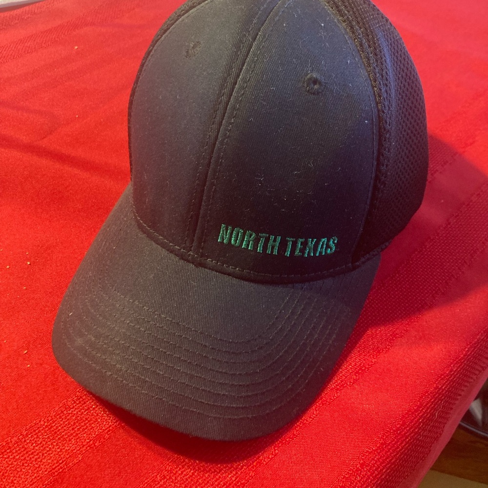 University of North Texas cap - men’s XL / XXL - never worn